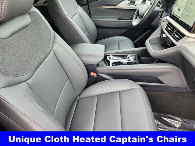 New 2026 Ford Explorer Active w/ Active Comfort Package image 14