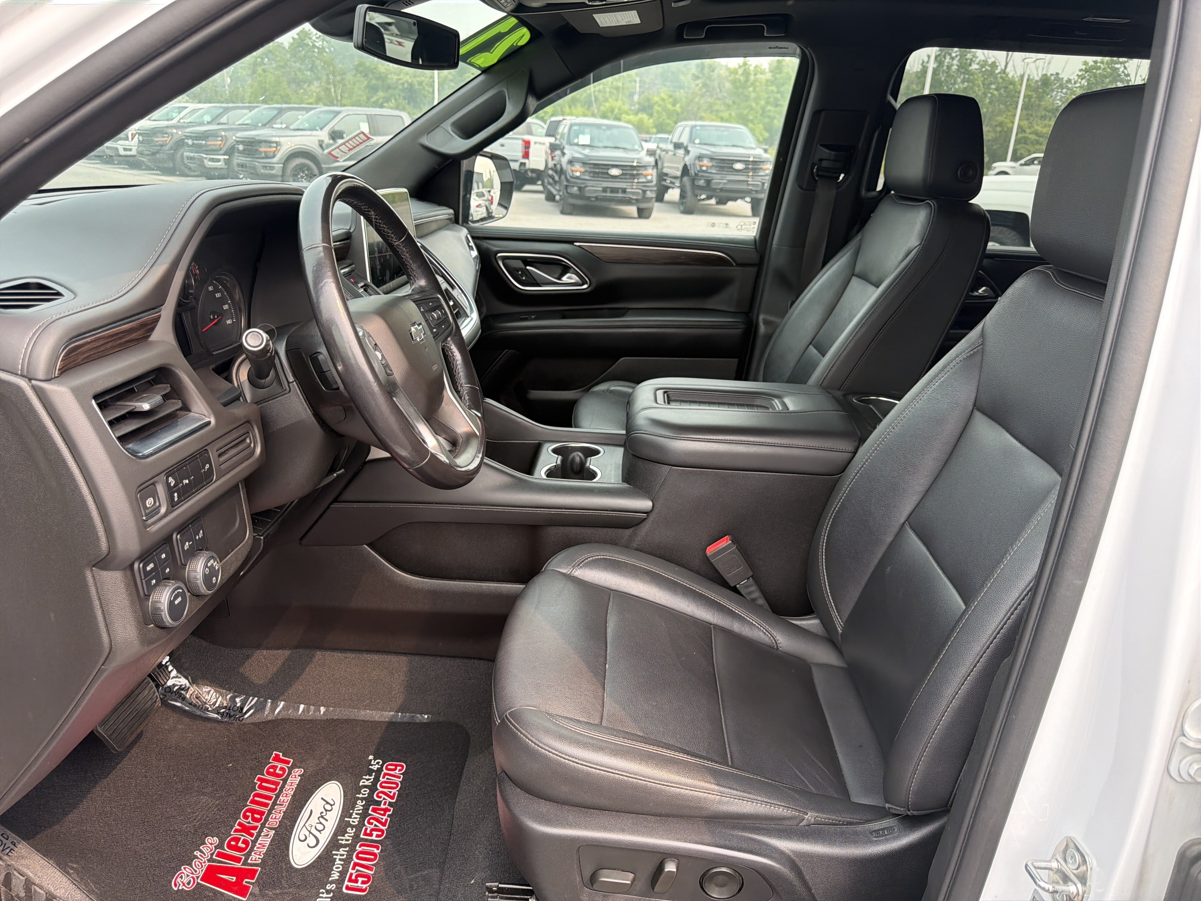 Used 2021 Chevrolet Tahoe Z71 AWD/4WD image 12