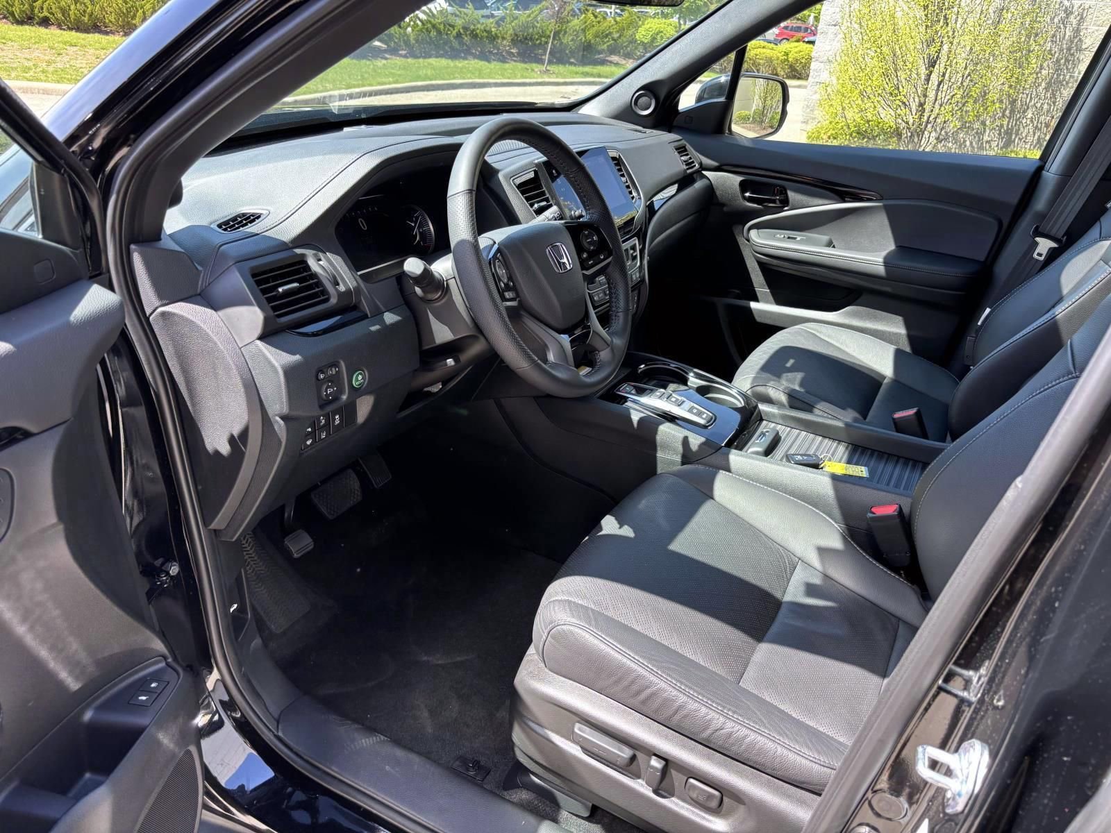 Used 2023 Honda Passport Elite image 25