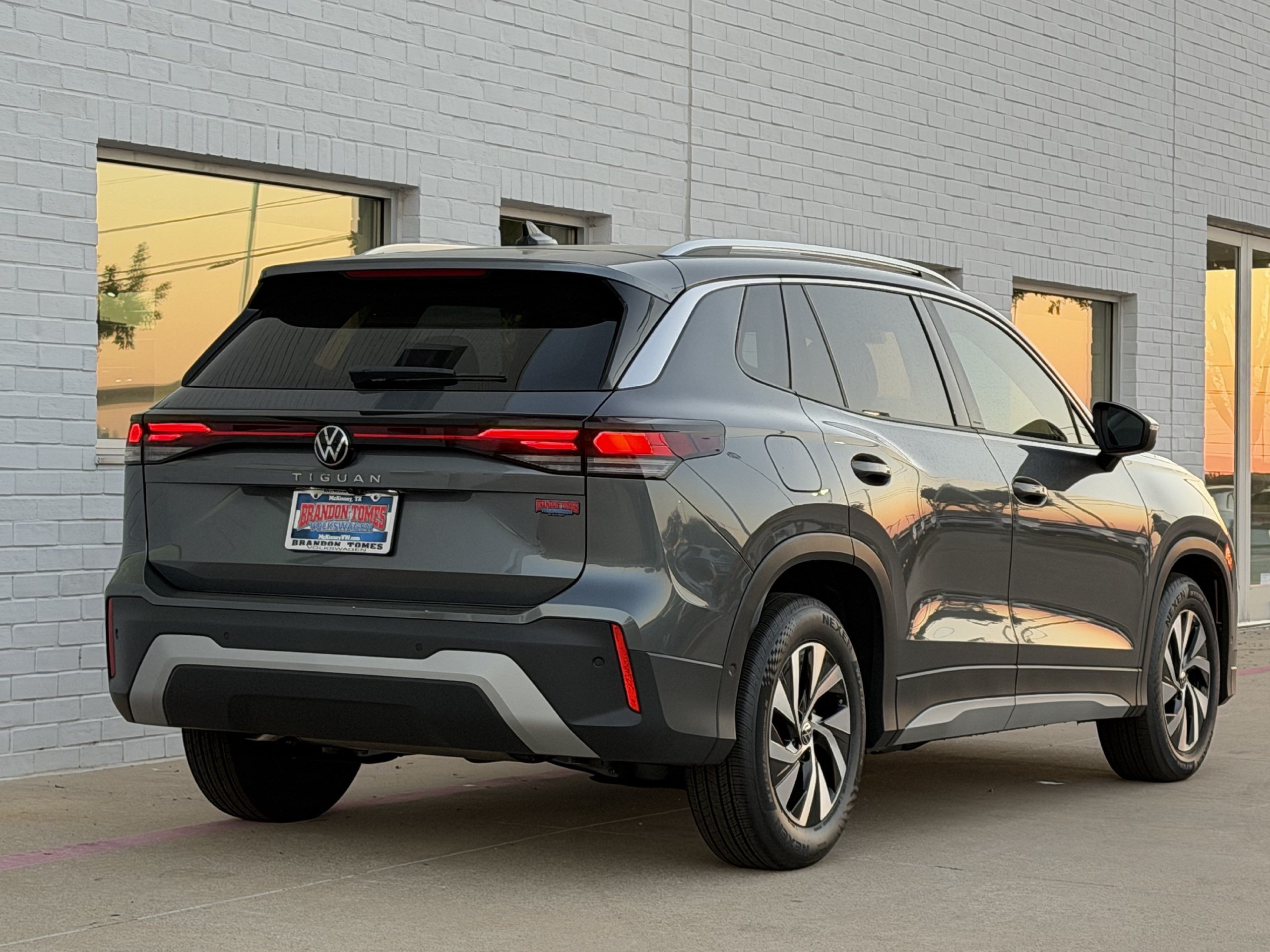 New 2026 Volkswagen Tiguan S FWD image 4