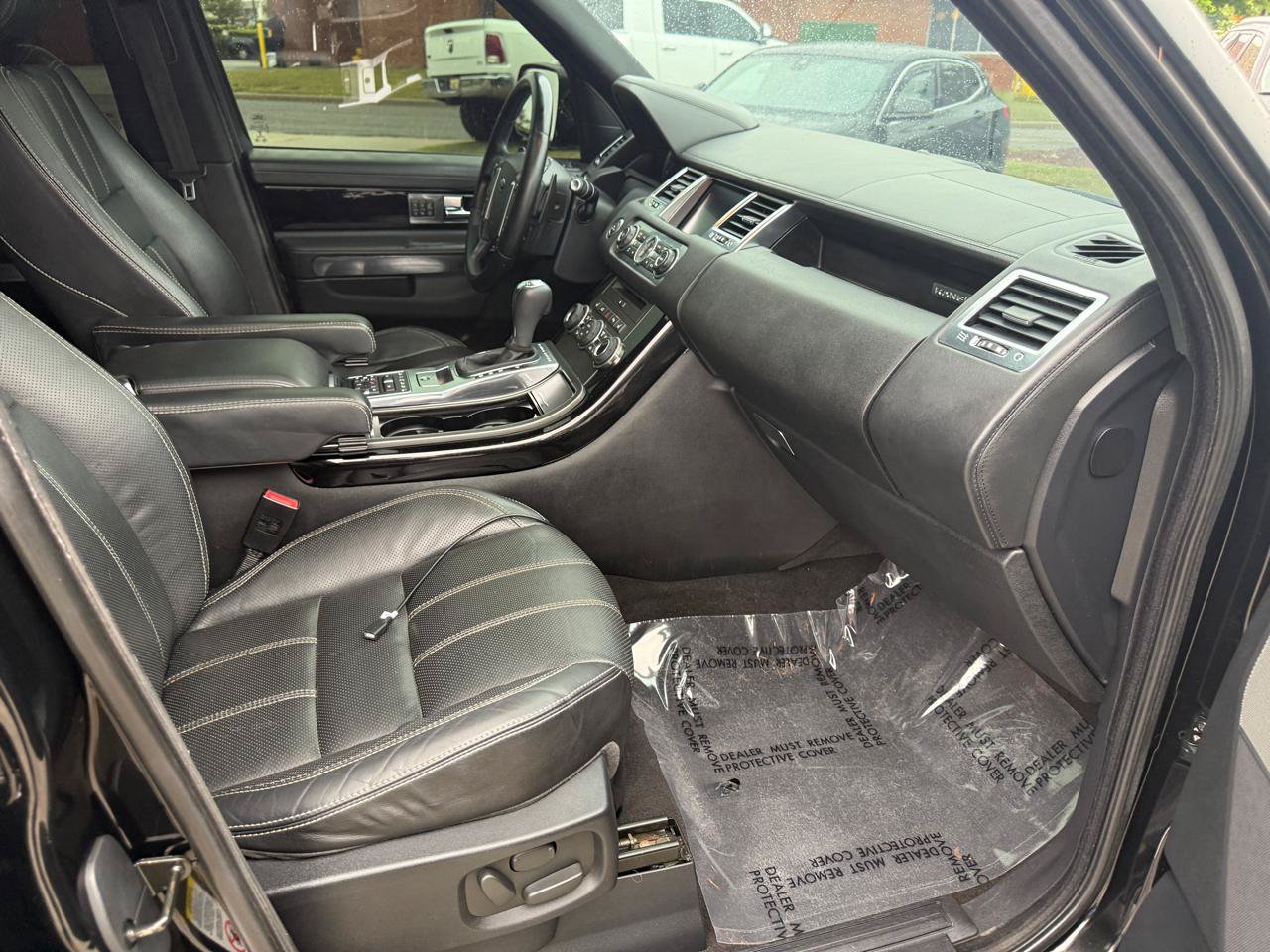 Used 2013 Land Rover Range Rover Sport Supercharged w/ Vision Assist Pkg AWD/4WD image 31