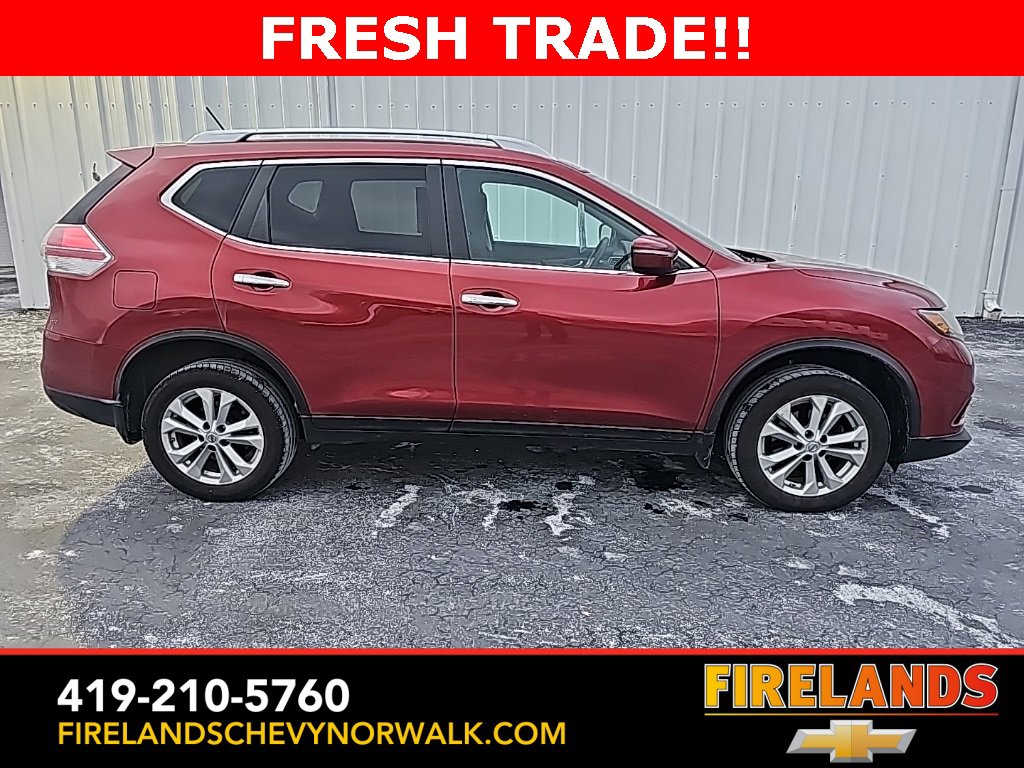 Used 2014 Nissan Rogue SV image 4