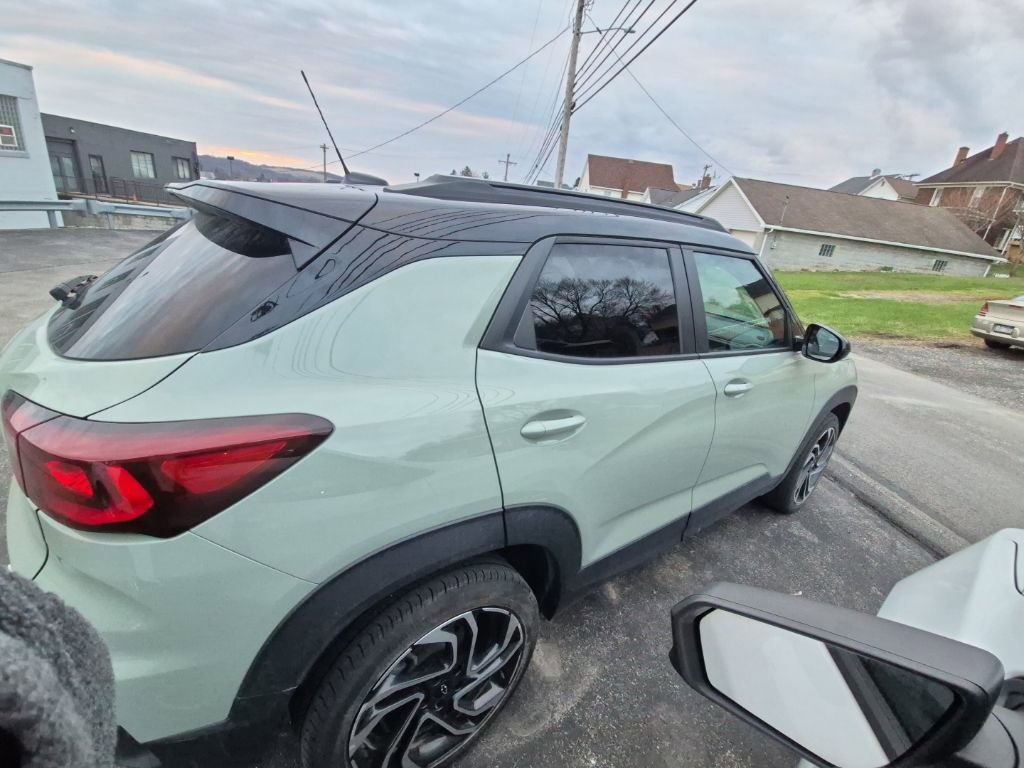 Used 2024 Chevrolet TrailBlazer RS w/ Convenience Package image 8