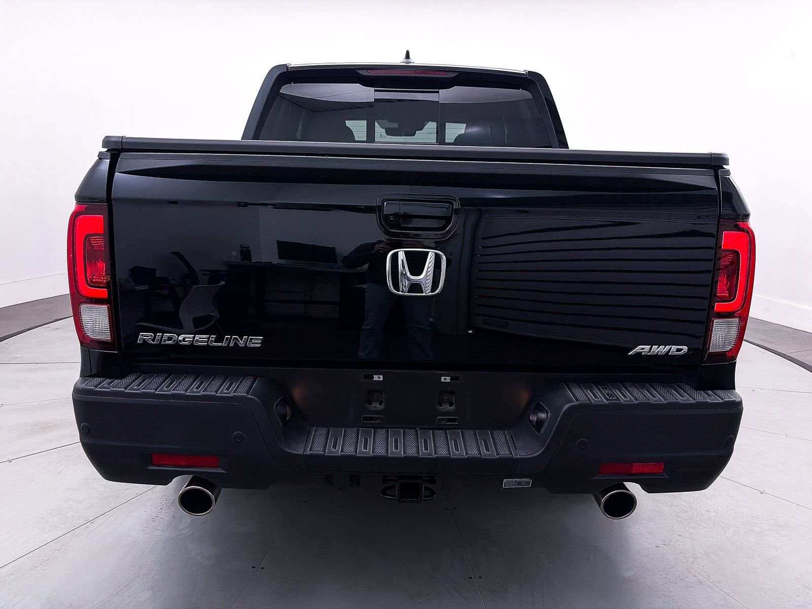 Used 2023 Honda Ridgeline Black Edition image 15