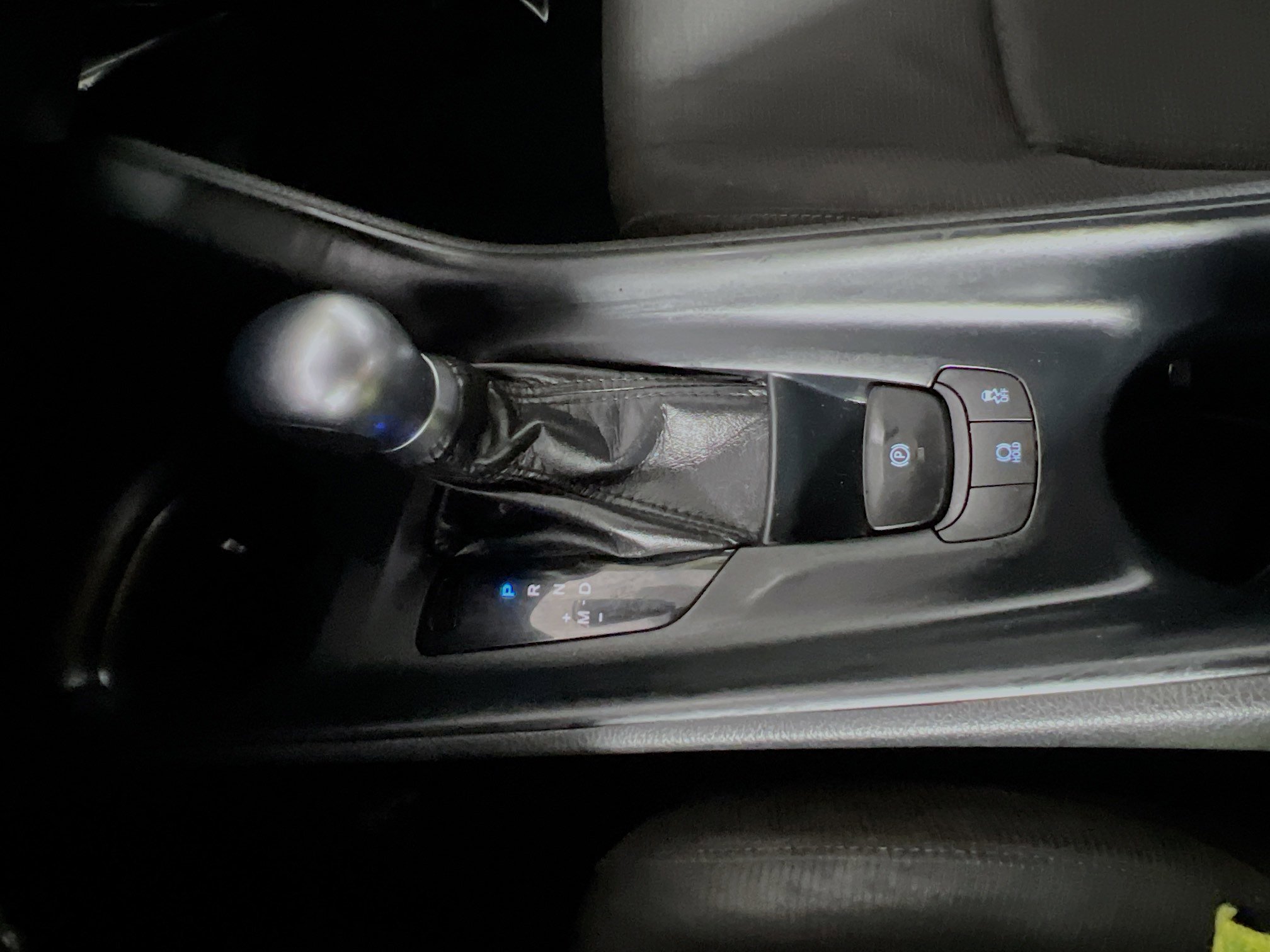 Used 2018 Toyota C-HR XLE image 24