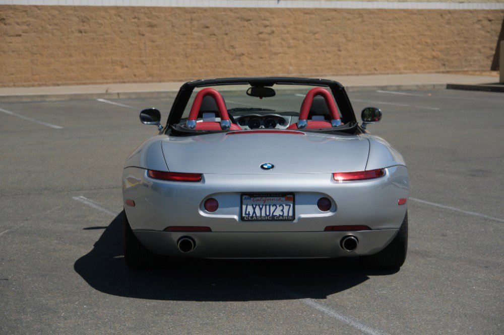 Used 2002 BMW Z8 image 5