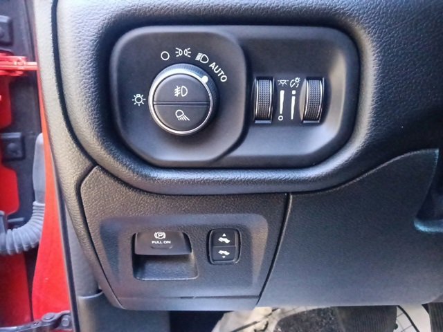 Used 2022 RAM 1500 Laramie image 17