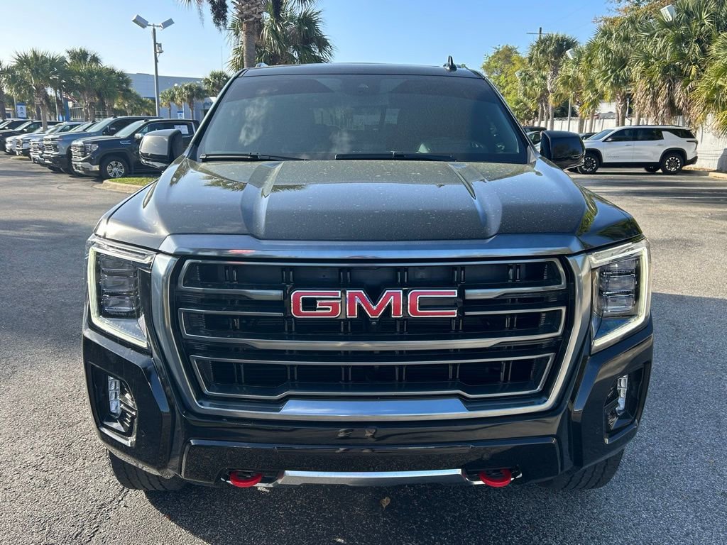 Used 2024 GMC Yukon AT4 w/ AT4 Premium Package image 3