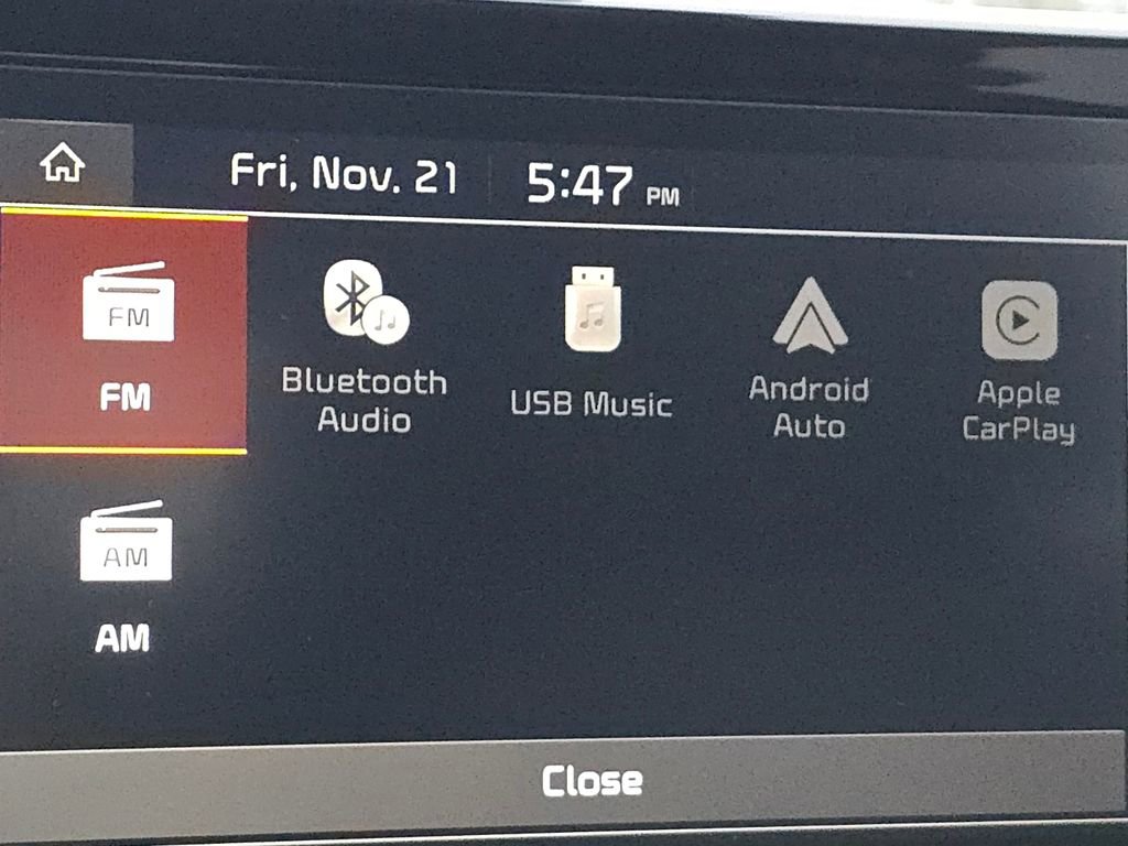 Used 2024 Kia Seltos LX image 9