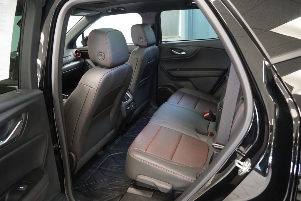 Used 2025 Chevrolet Blazer RS w/ LPO, Floor Liner Package AWD/4WD image 21