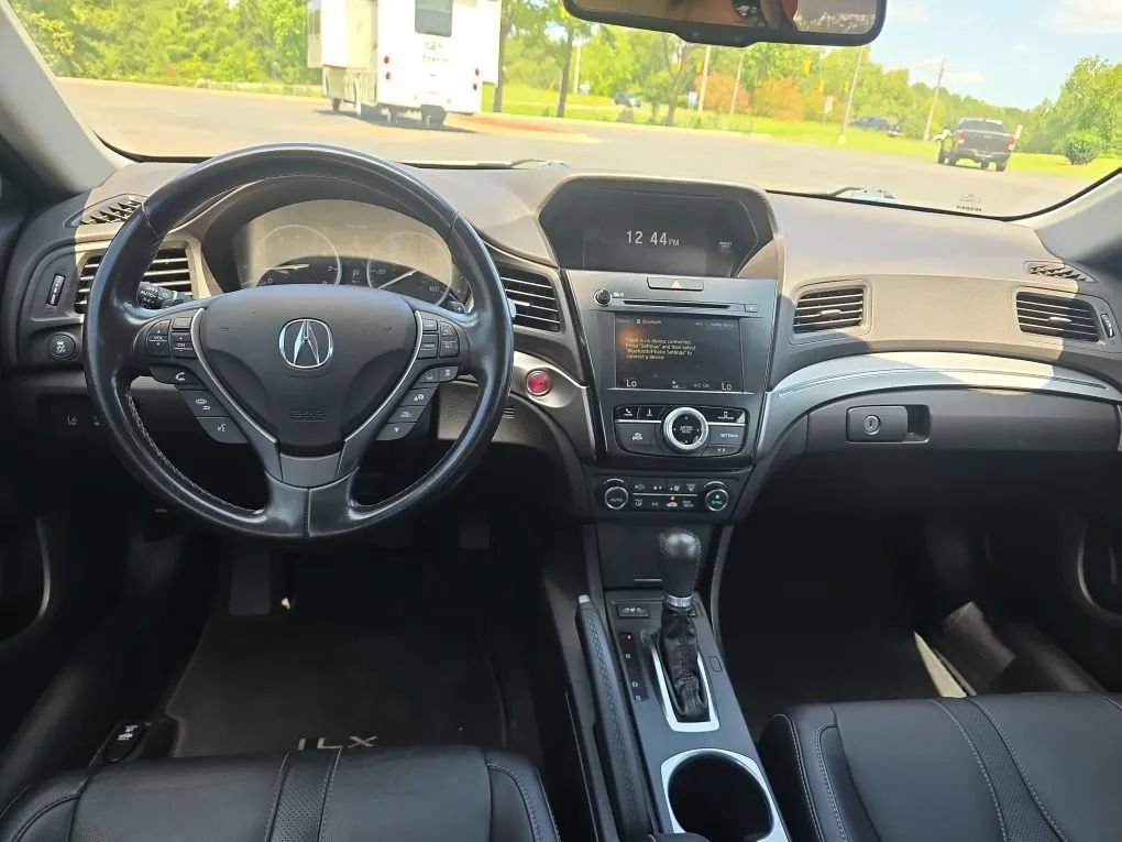 Used 2021 Acura ILX w/ Premium Package FWD image 13