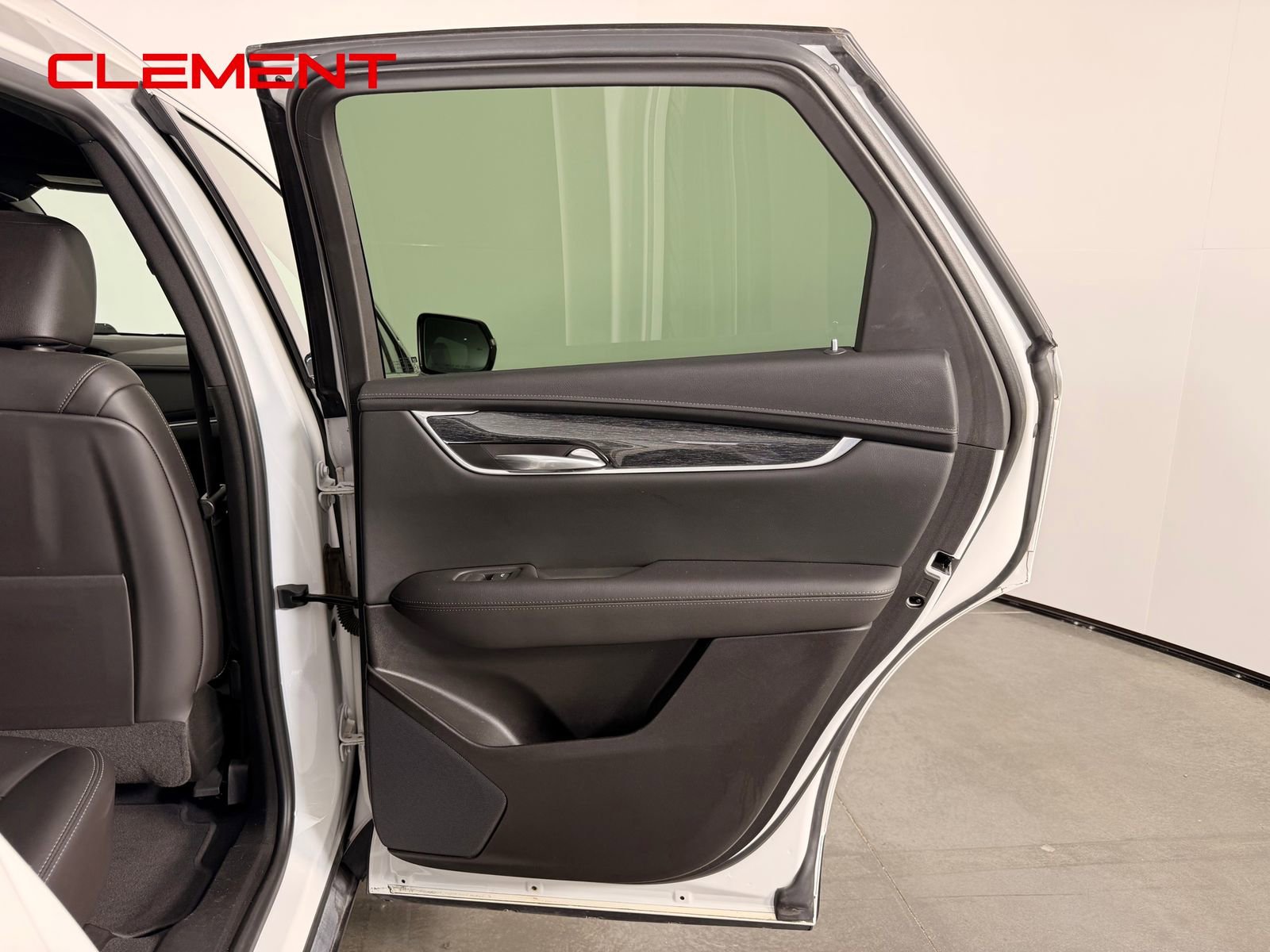 Used 2021 Cadillac XT5 Premium Luxury AWD/4WD image 27