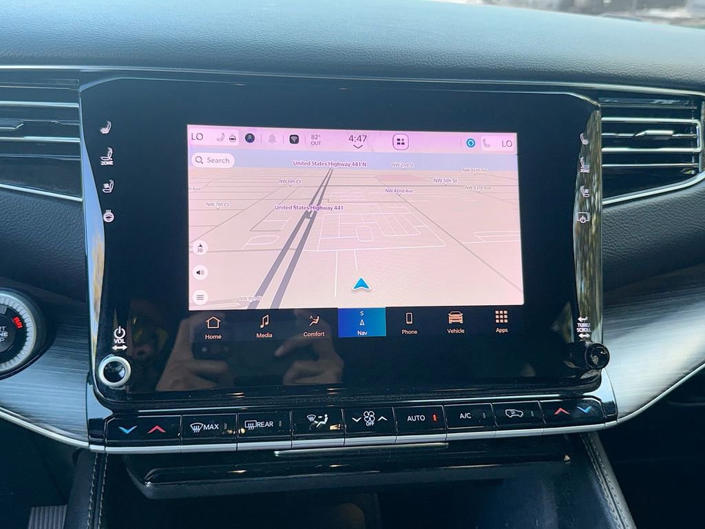 Used 2024 Jeep Wagoneer Series III image 14