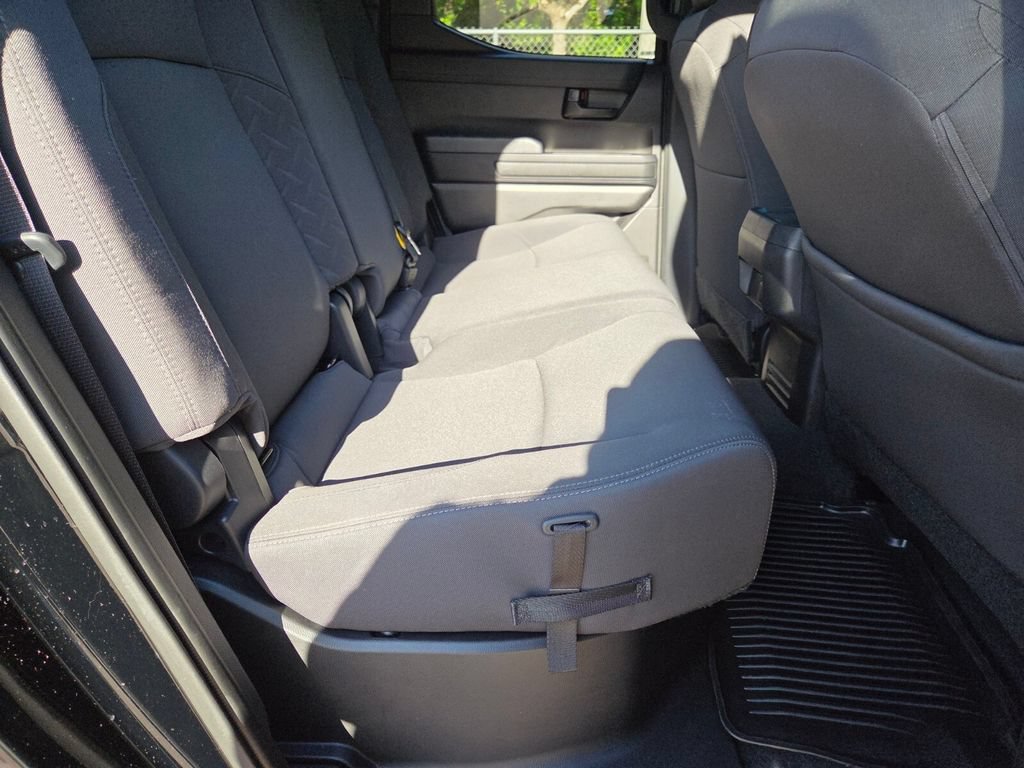 Certified 2024 Toyota Tacoma SR AWD/4WD image 17