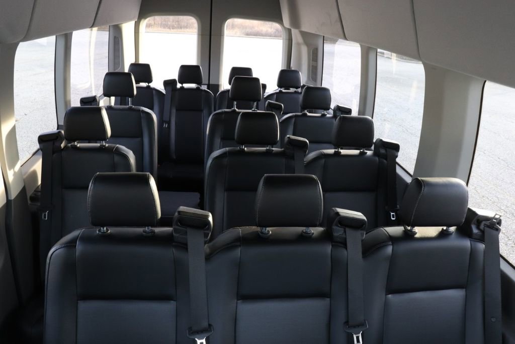 Used 2025 Ford Transit 350 XL image 8