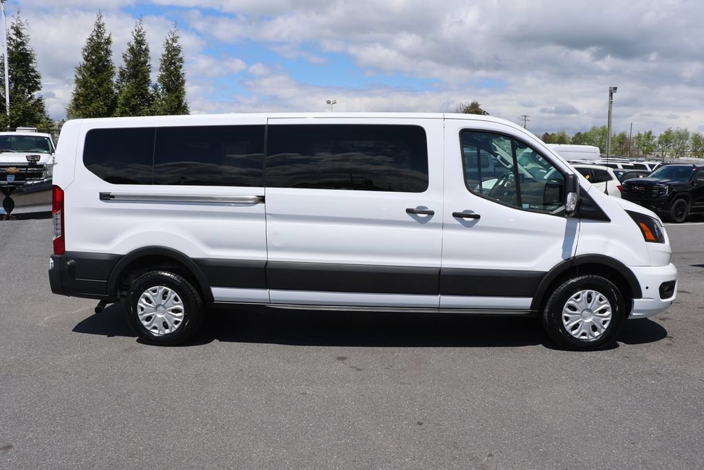 Used 2024 Ford Transit 350 XLT RWD image 3
