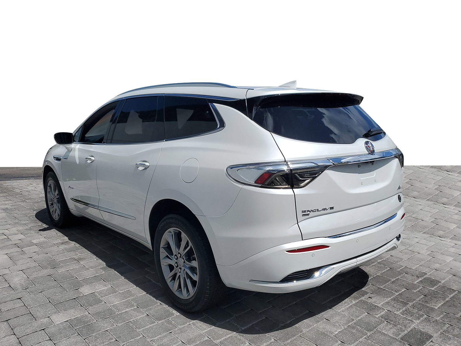 Used 2024 Buick Enclave Avenir w/ Avenir Technology Package image 3
