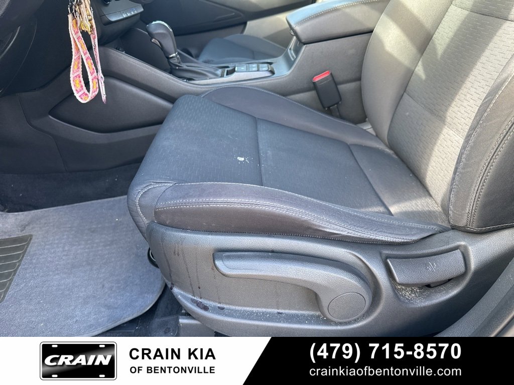 Used 2019 Hyundai Tucson SE image 11