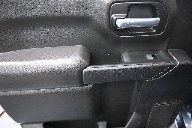 Used 2021 Chevrolet Silverado 1500 LT AWD/4WD image 20