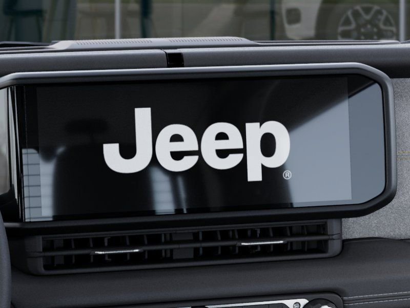New 2025 Jeep Wrangler Sahara w/ Technology Group AWD/4WD image 18