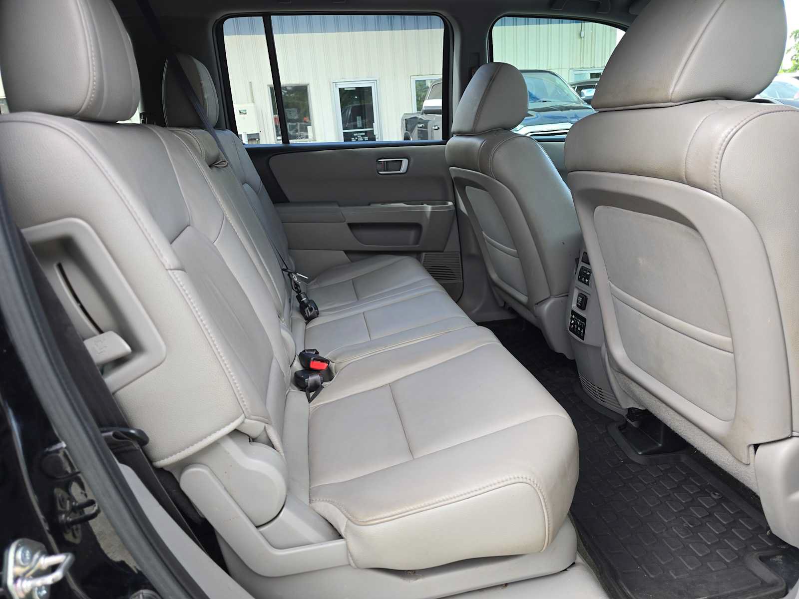 Used 2015 Honda Pilot EX-L image 12