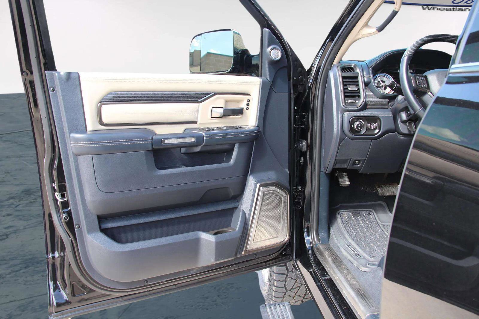 Used 2022 RAM 2500 Limited image 12