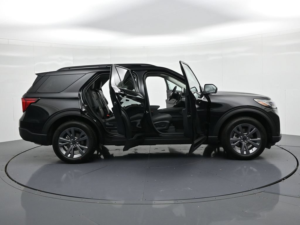 New 2026 Ford Explorer Active w/ Active Comfort Package AWD/4WD image 24