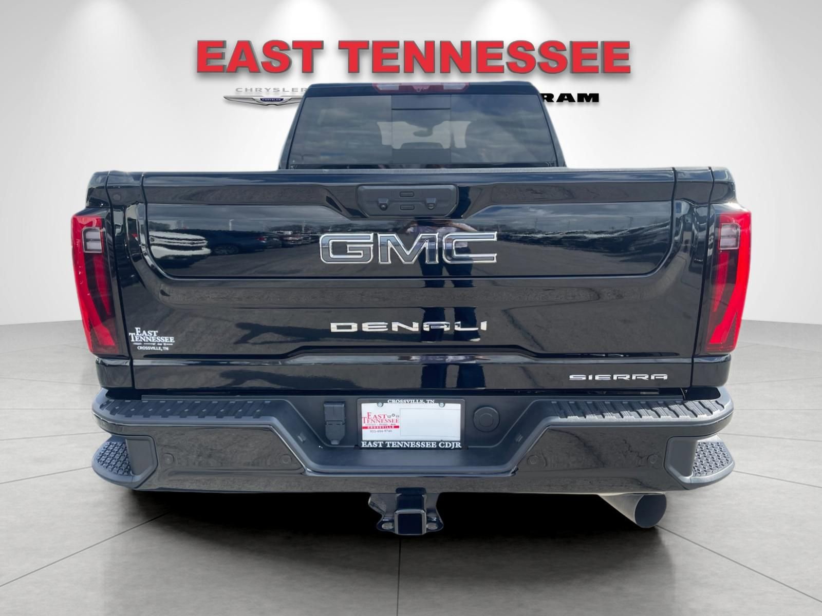 Used 2024 GMC Sierra 2500 Denali Ultimate w/ Max Trailering Package image 4