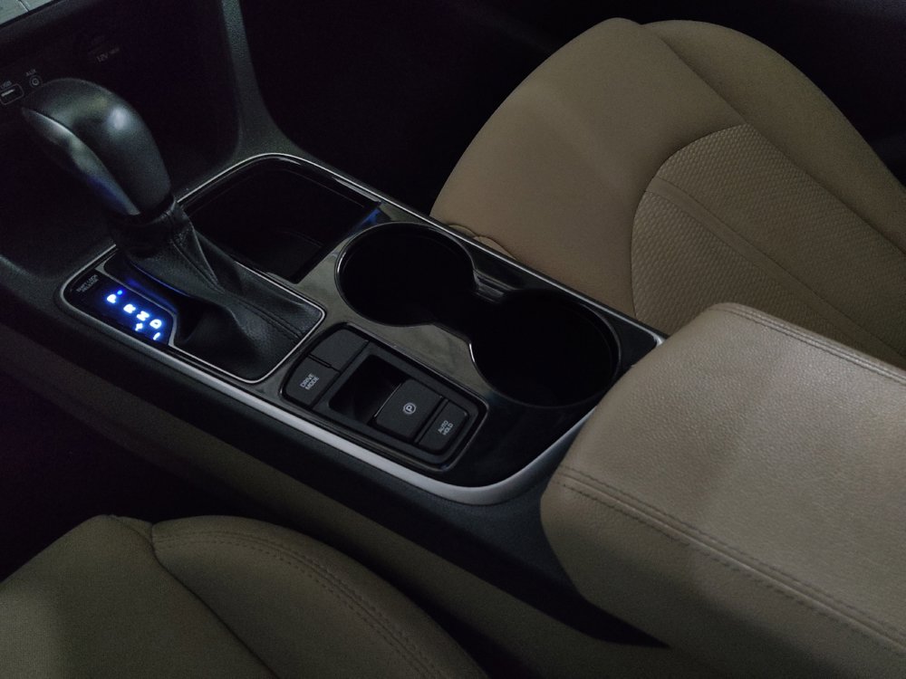 Used 2018 Hyundai Sonata SEL w/ Tech Package 02 image 26