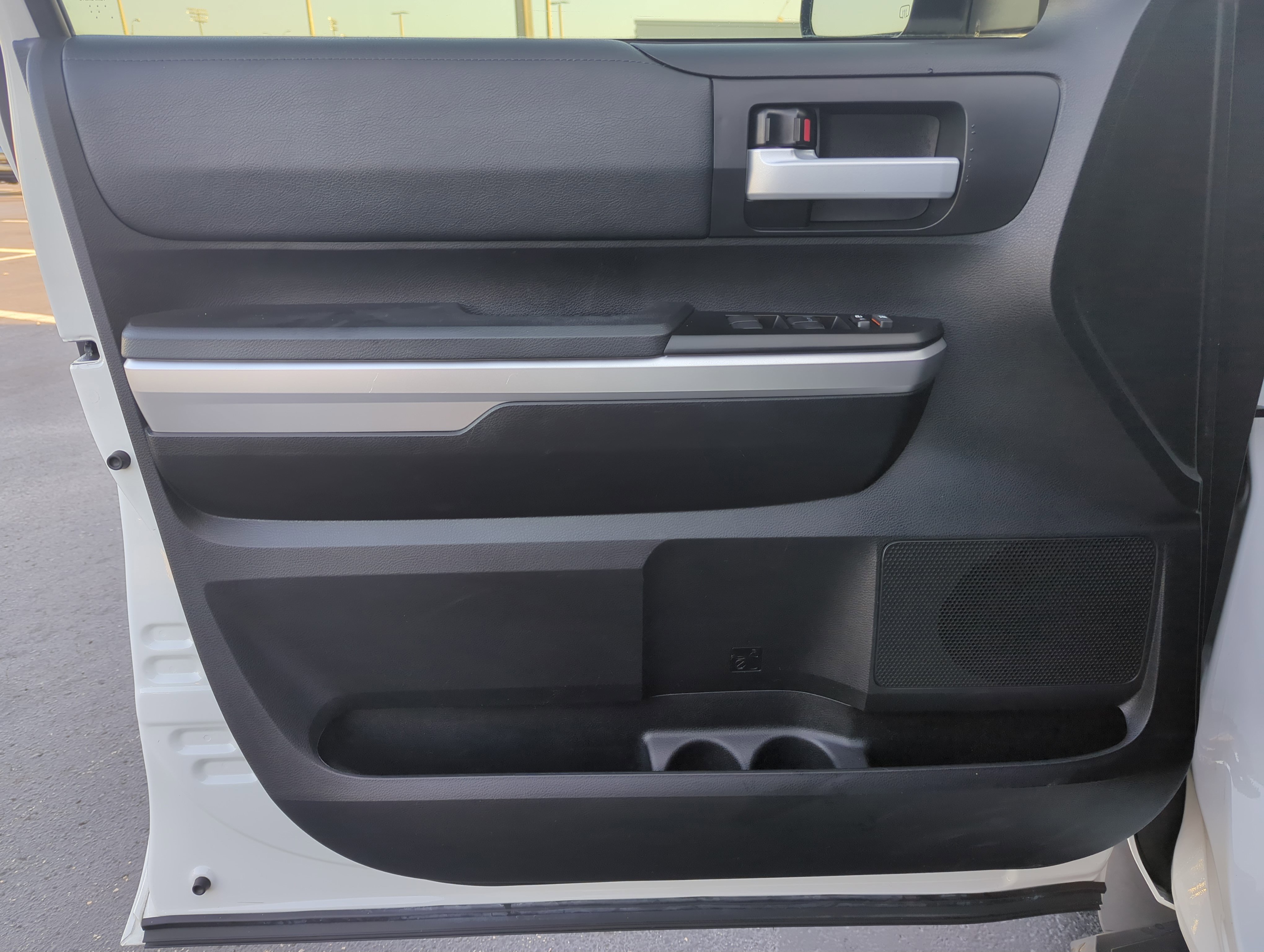 New 2025 Toyota Tundra SR5 w/ SR5 Premium Package AWD/4WD image 10