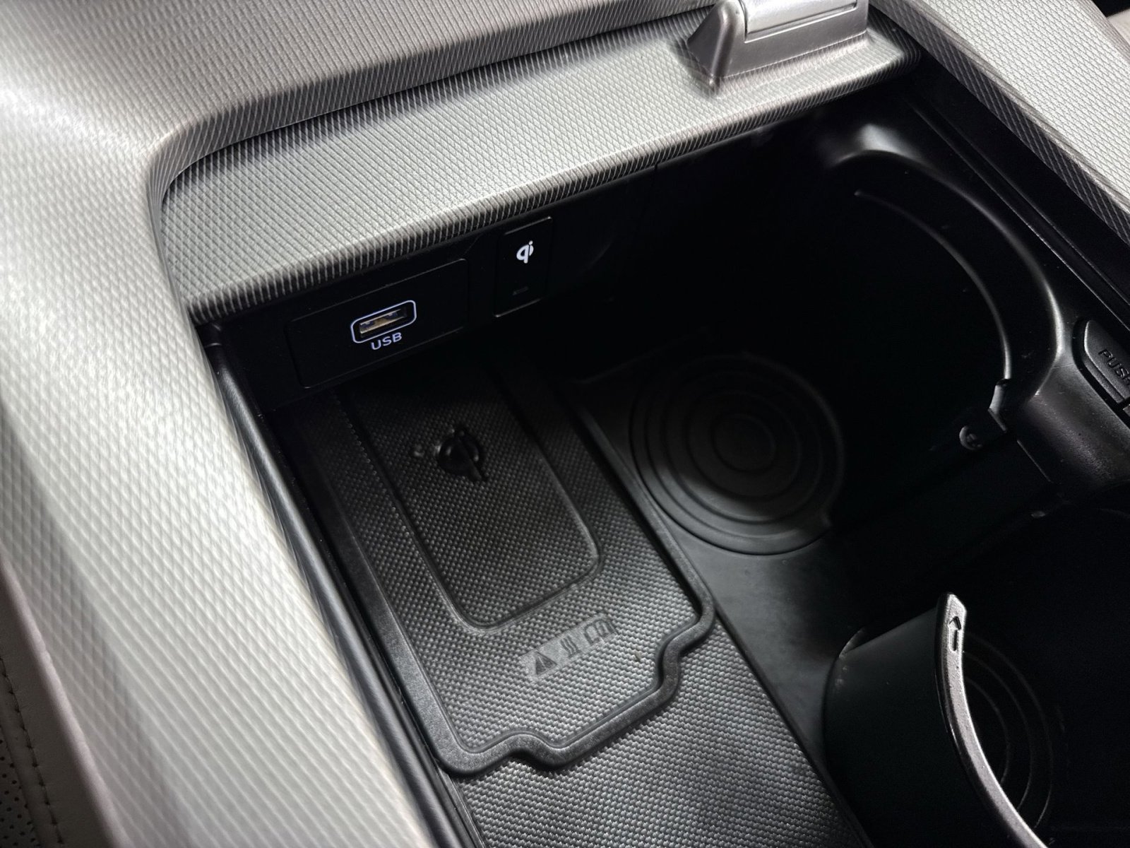 Used 2021 Hyundai Palisade Limited image 37