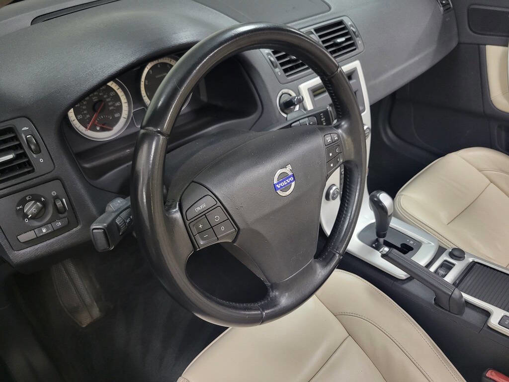 Used 2013 Volvo C70 T5 image 31