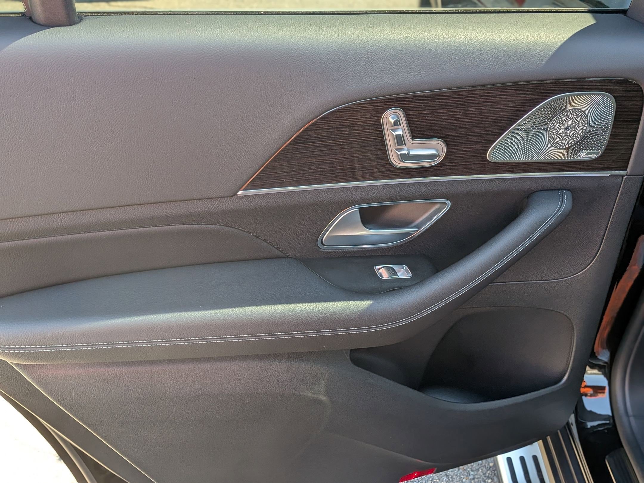 Certified 2025 Mercedes-Benz GLS 450 GLS 450 image 24