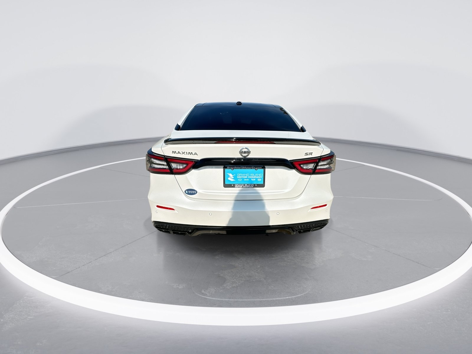 Used 2022 Nissan Maxima SR w/ Sport Mat Group FWD image 7