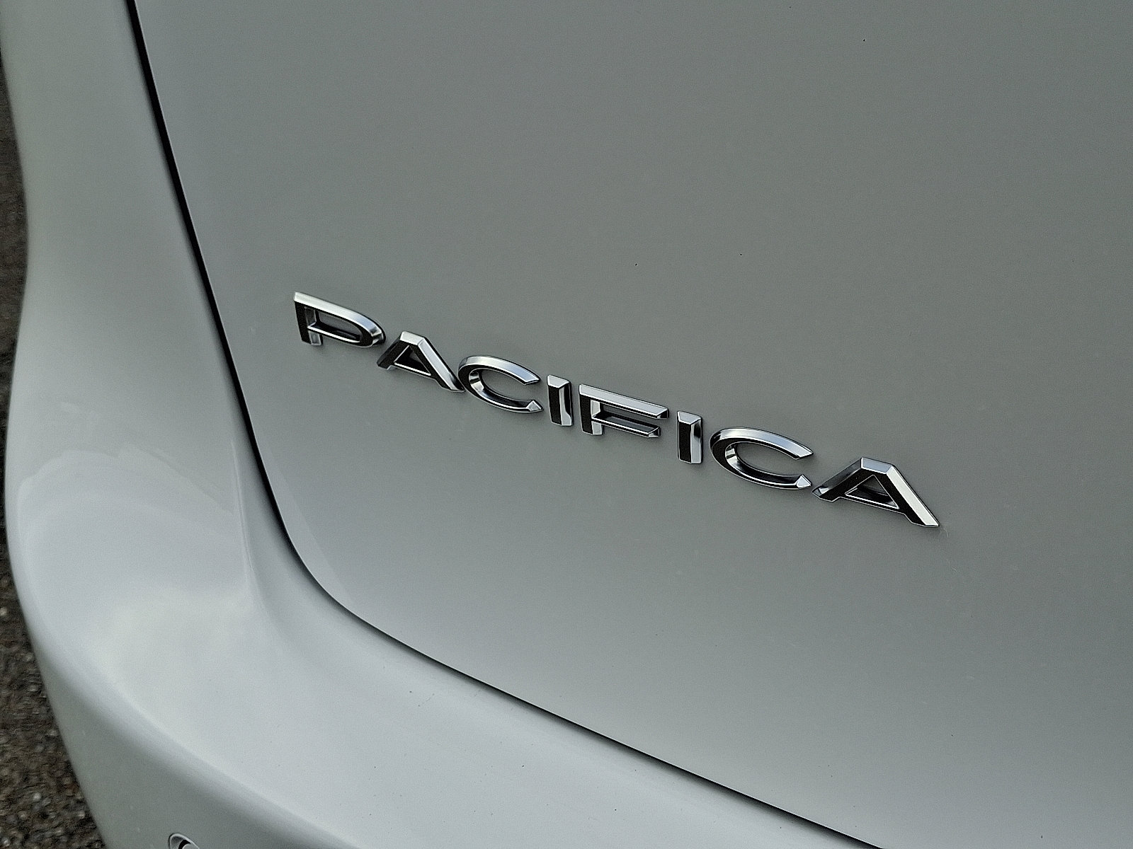 New 2026 Chrysler Pacifica Pinnacle image 6