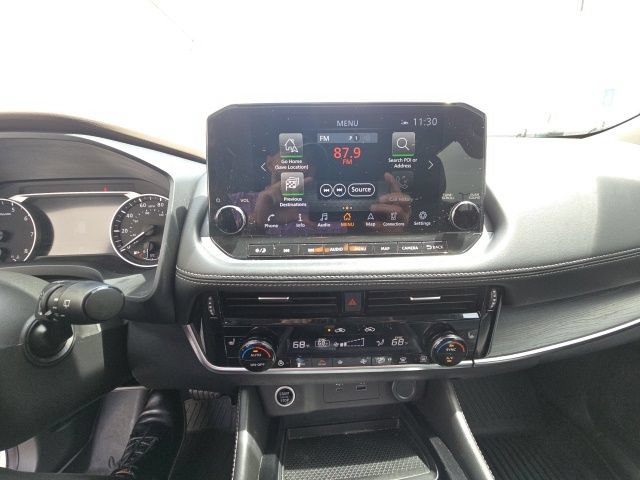 Used 2021 Nissan Rogue SL w/ Premium Package AWD/4WD image 16