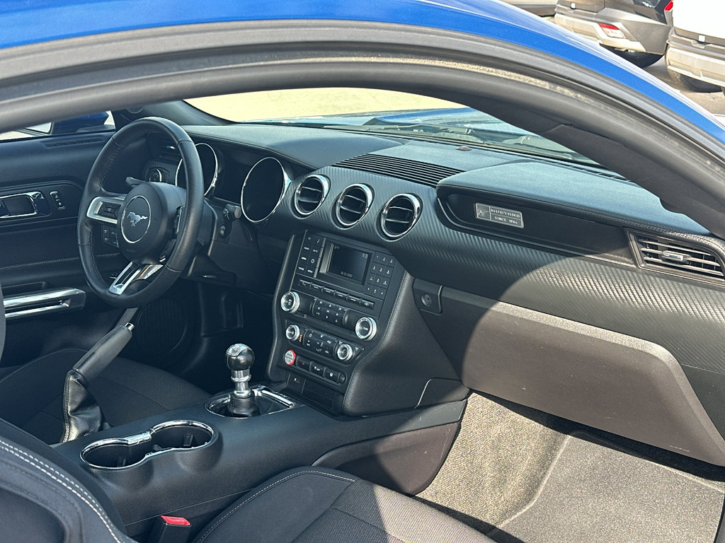 Used 2017 Ford Mustang Coupe image 26