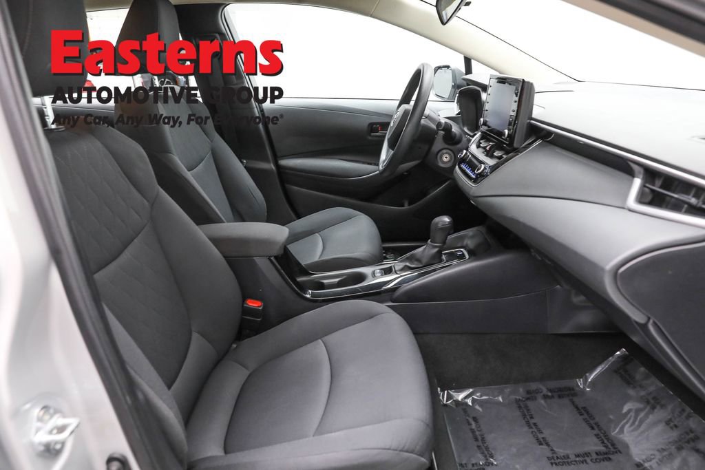 Used 2022 Toyota Corolla LE FWD image 24
