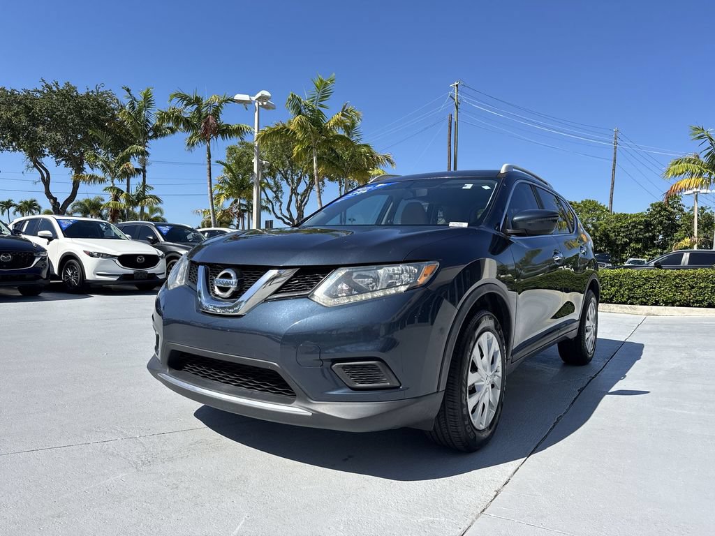 Used 2016 Nissan Rogue S w/ Appearance Package FWD image 31
