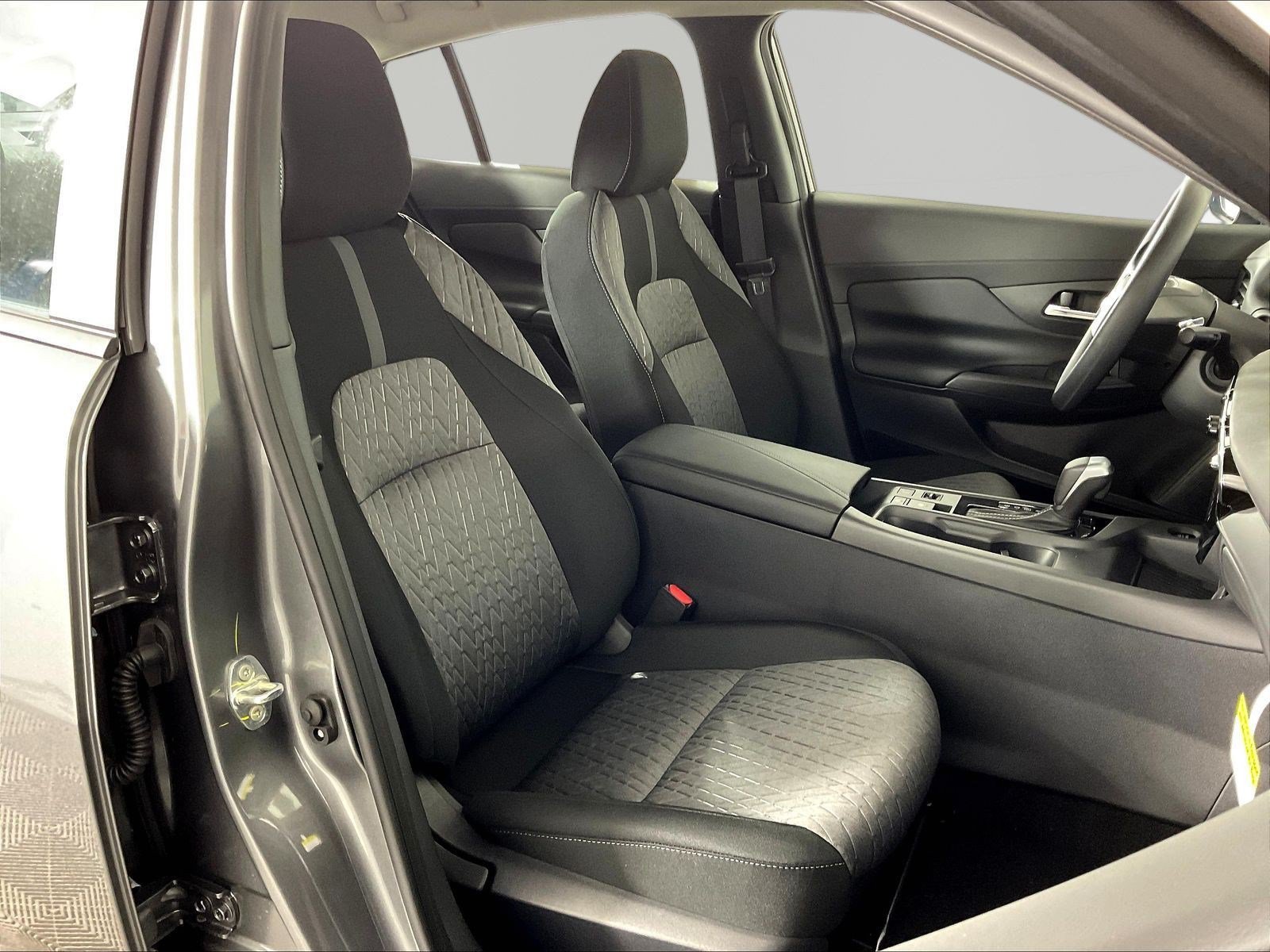 New 2026 Nissan Sentra SV w/ Floor Mat Package FWD image 18