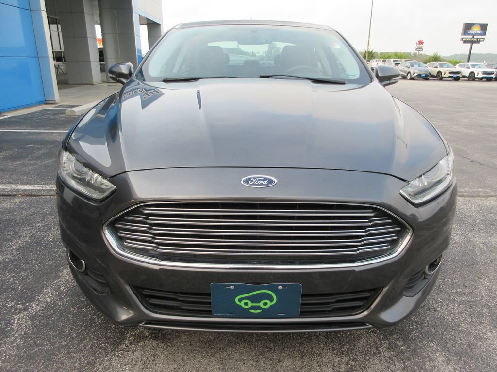 Used 2015 Ford Fusion SE w/ Equipment Group 202A FWD image 8