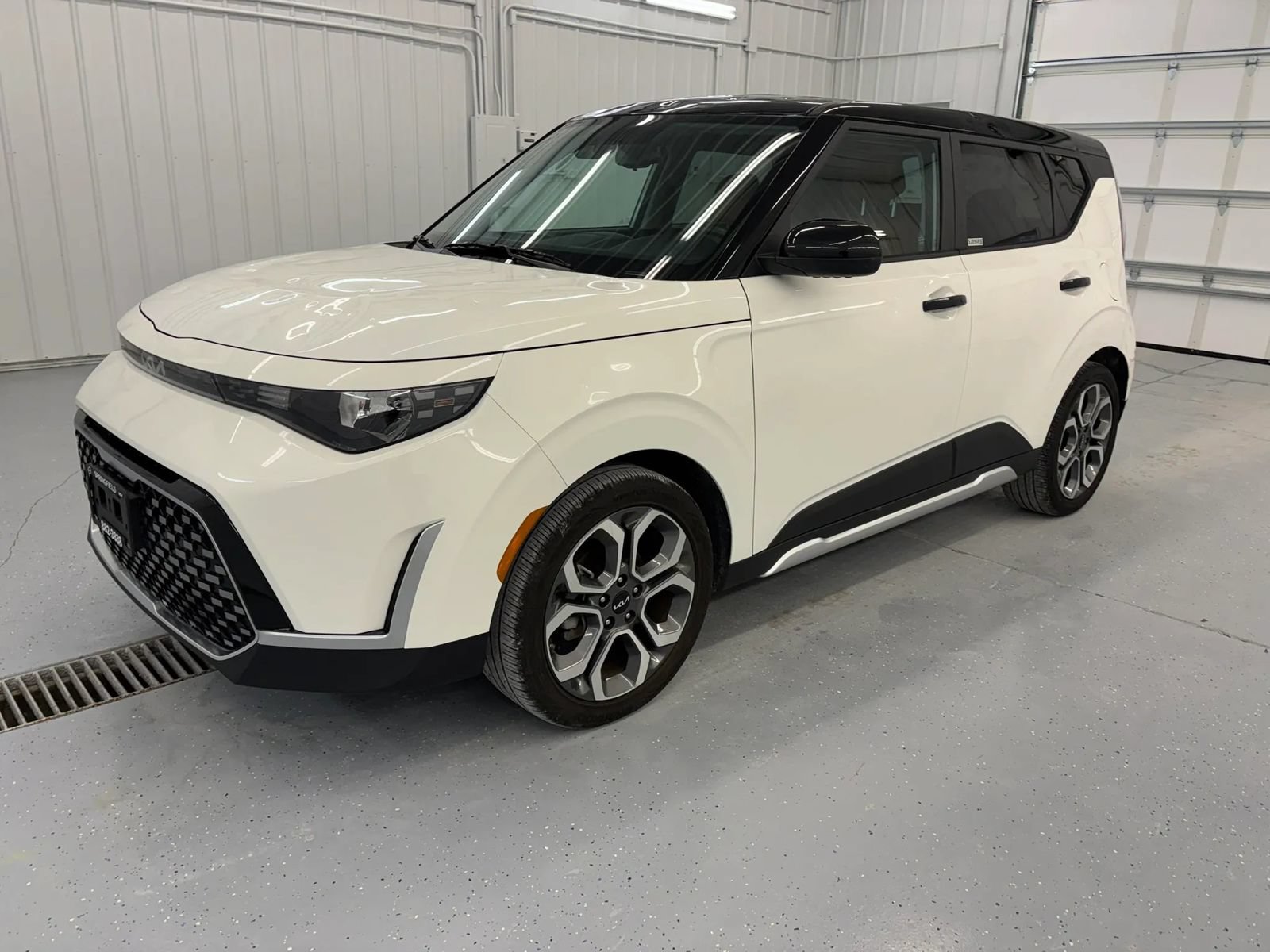 Used 2025 Kia Soul EX FWD image 12