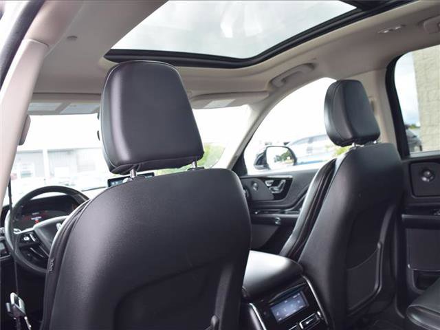 Used 2023 Lincoln Aviator Reserve image 34