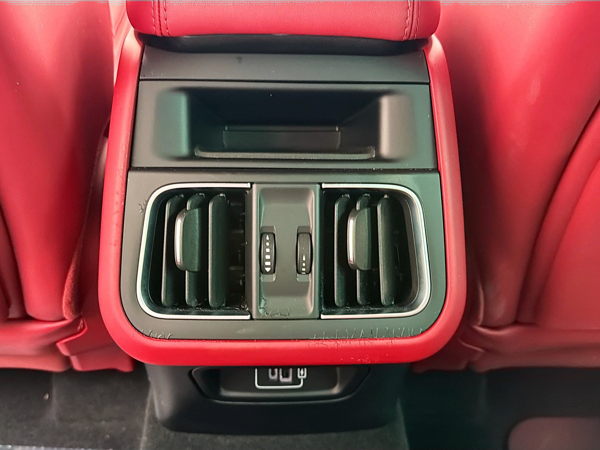 Used 2023 Maserati Grecale Modena AWD/4WD image 19