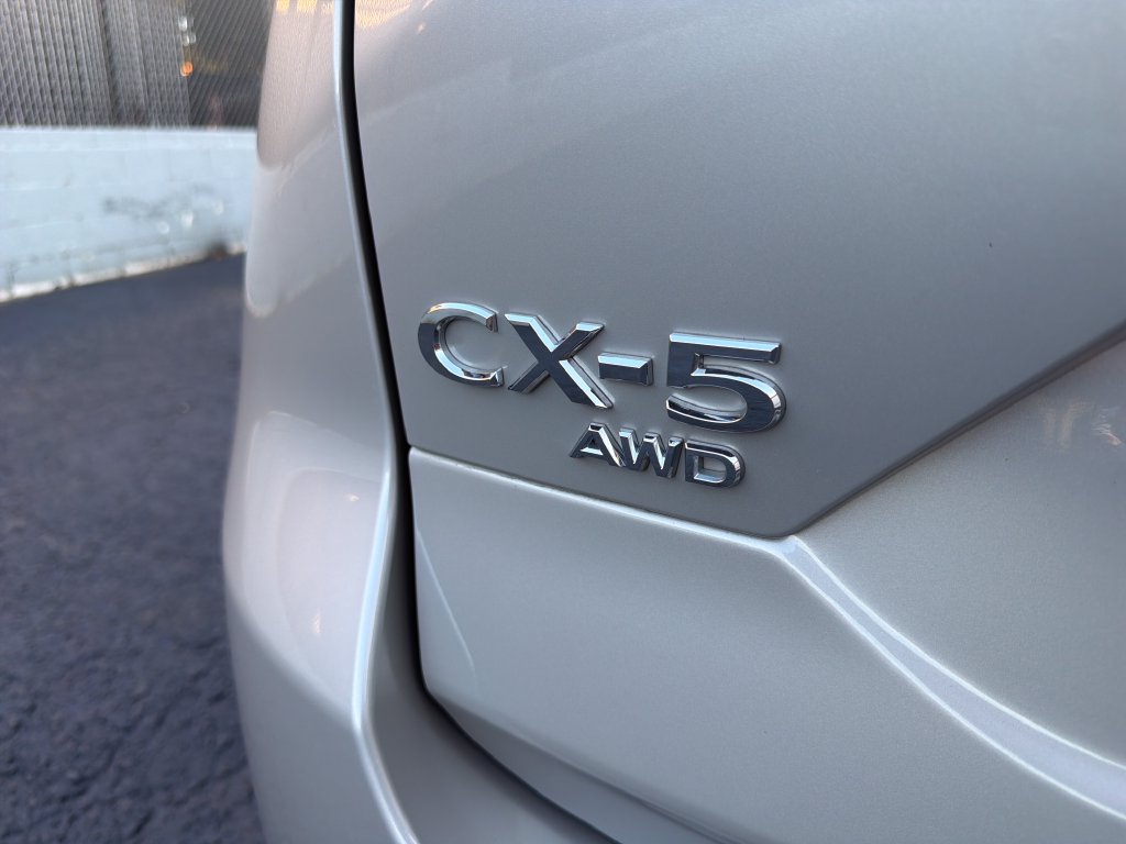 Used 2025 MAZDA CX-5 AWD 2.5 S w/ Select Package image 23