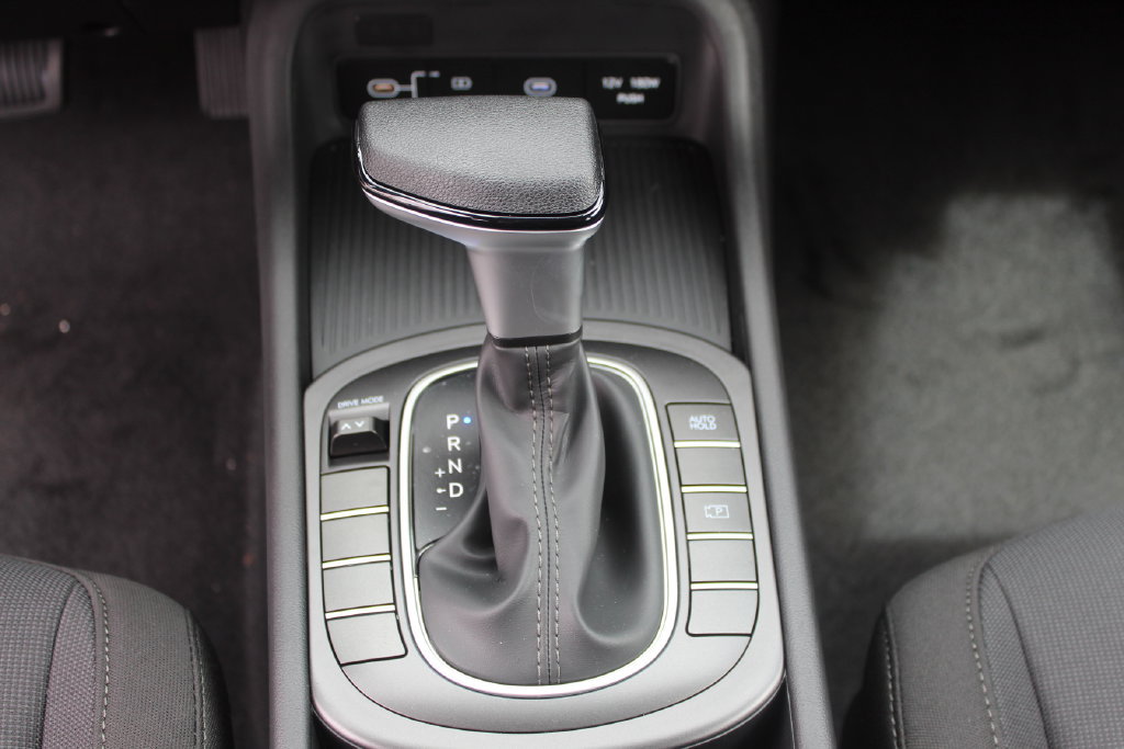 New 2026 Hyundai Kona SE FWD image 18