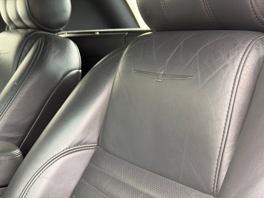 Used 2002 Ford Thunderbird RWD image 27