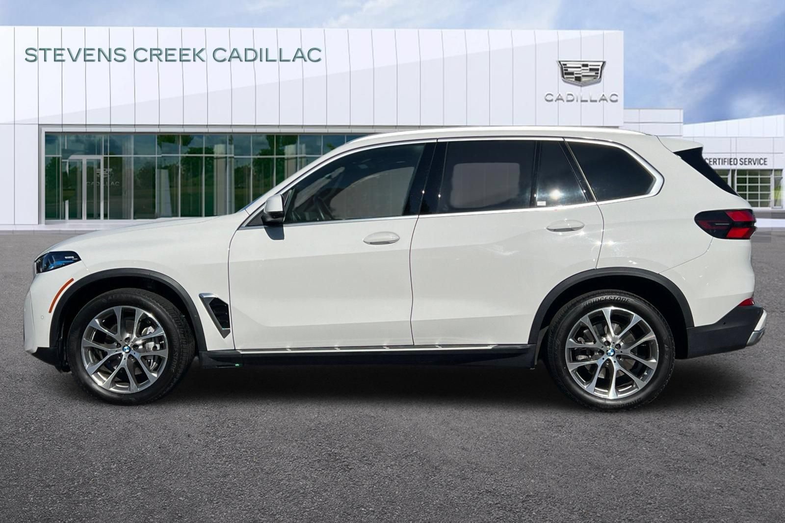 Used 2026 BMW X5 xDrive40i AWD/4WD image 6