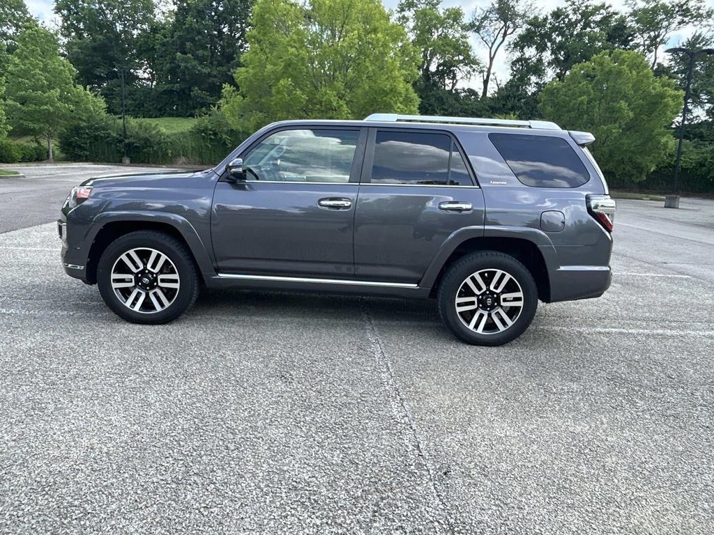 Used 2021 Toyota 4Runner Limited AWD/4WD image 4