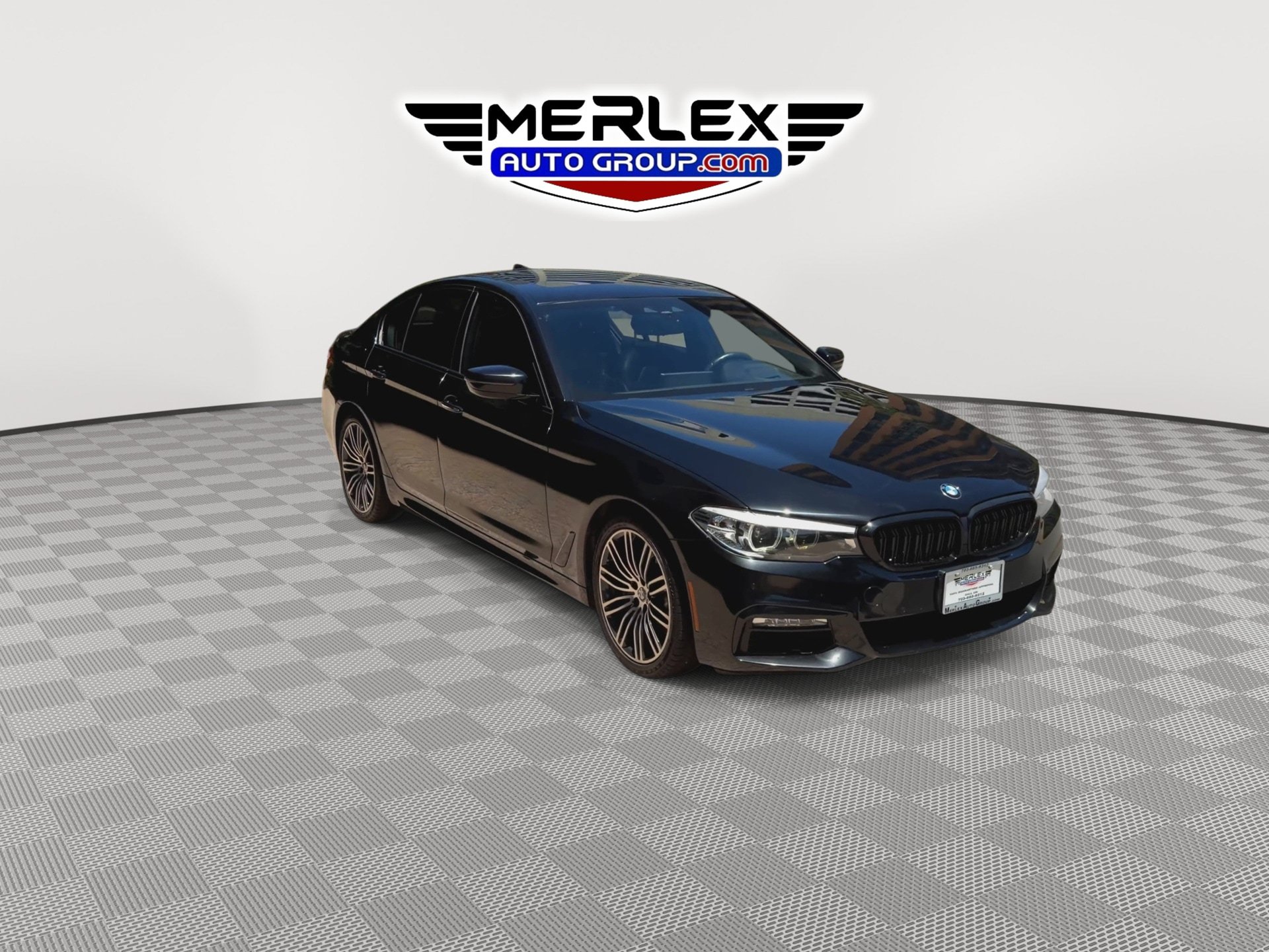Used 2018 BMW 530i xDrive w/ M Sport Package AWD/4WD image 2